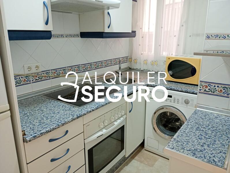 Piso en Calle Martinez de la Rosa, MÁLAGA MÁLAGA