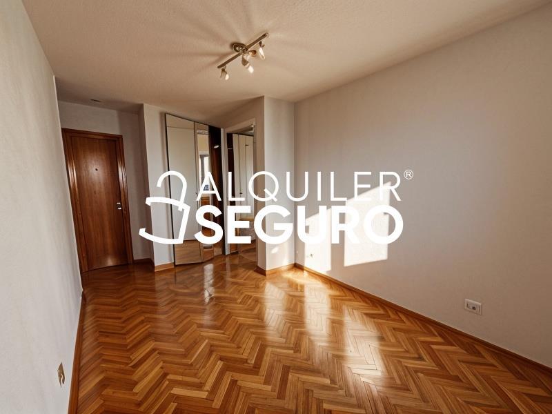 Inmueble en Avenida de la Albufera, MADRID