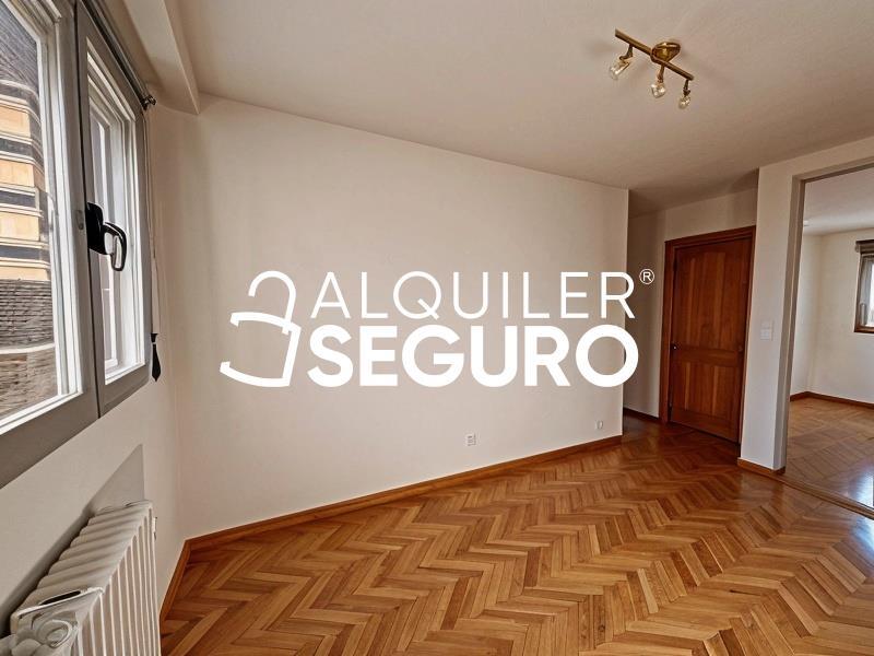 Inmueble en Avenida de la Albufera, MADRID