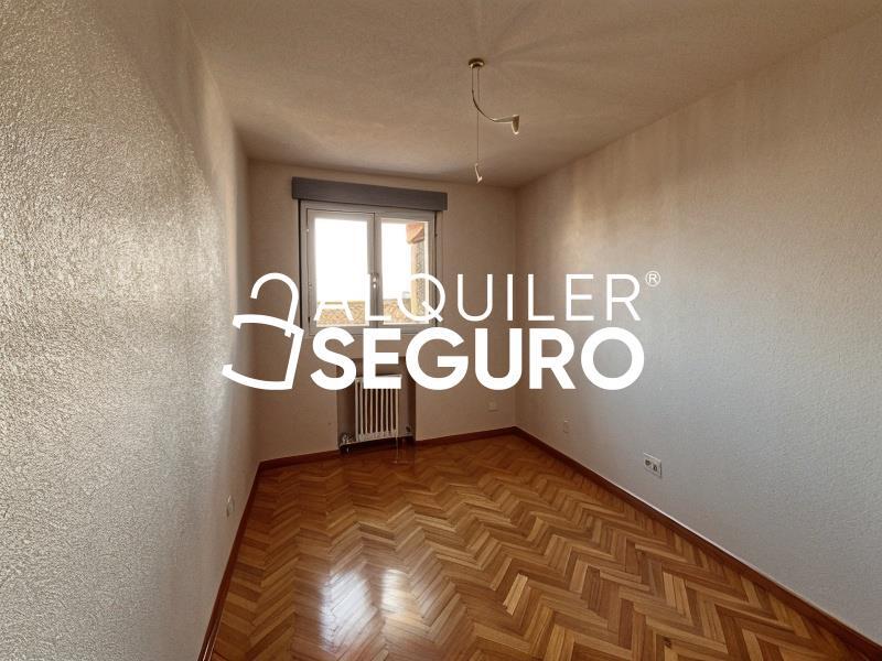 Inmueble en Avenida de la Albufera, MADRID