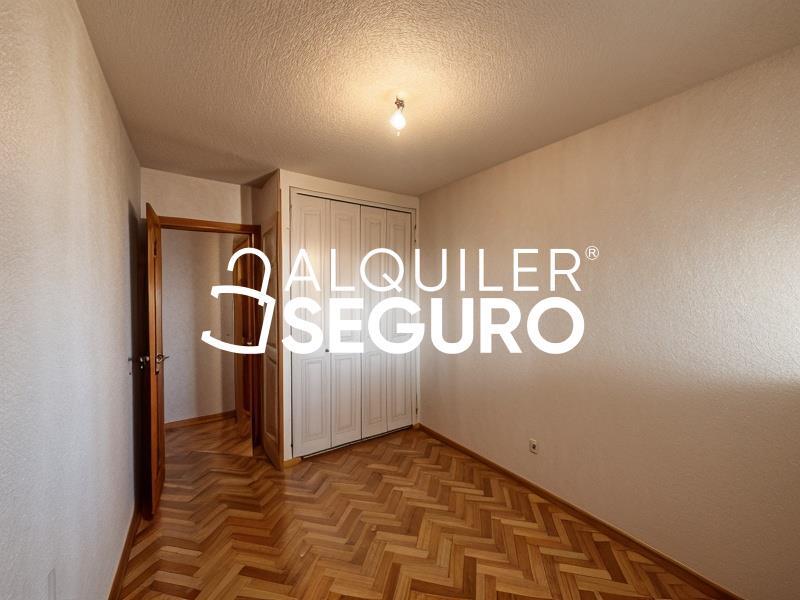 Inmueble en Avenida de la Albufera, MADRID