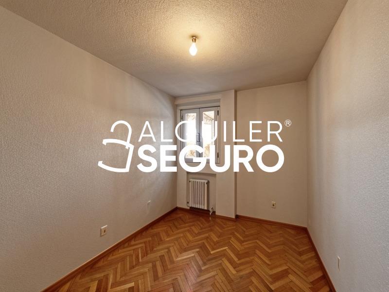 Inmueble en Avenida de la Albufera, MADRID