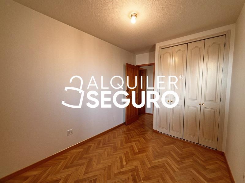 Inmueble en Avenida de la Albufera, MADRID