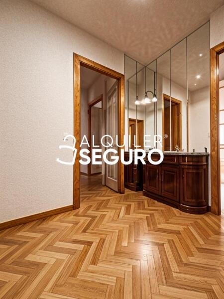 Inmueble en Avenida de la Albufera, MADRID