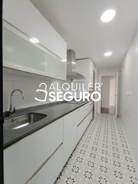 Piso en Avenida Vicente Ferrer , LEGANÉS MADRID