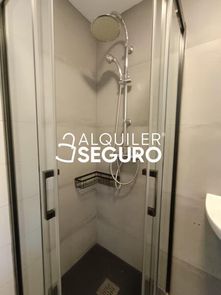 Piso en Avenida Vicente Ferrer , LEGANÉS MADRID