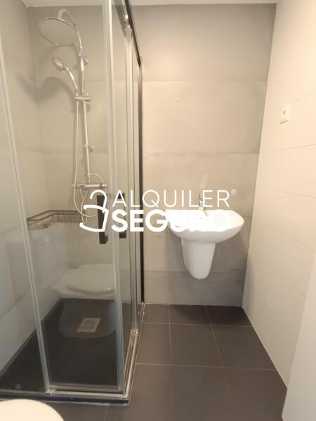 Piso en Avenida Vicente Ferrer , LEGANÉS MADRID