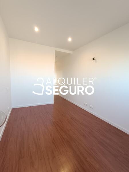 Piso en Avenida Vicente Ferrer , LEGANÉS MADRID