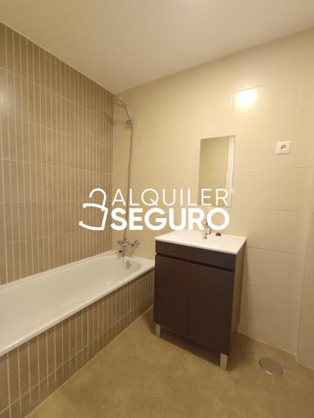 Piso en Avenida Vicente Ferrer , LEGANÉS MADRID