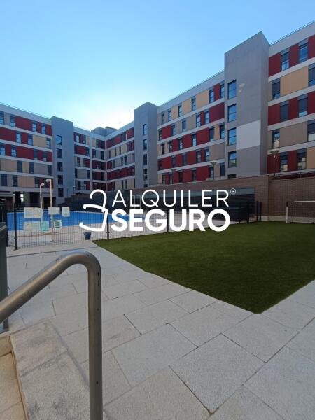 Piso en Avenida Vicente Ferrer , LEGANÉS MADRID