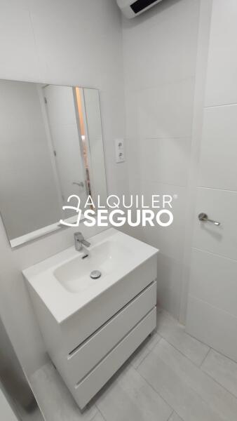 Inmueble en Calle Ofelia Nieto, MADRID