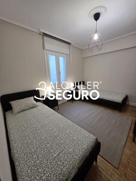 Piso en Calle Doctor Fleming, SANTURTZI VIZCAYA-BIZKAIA