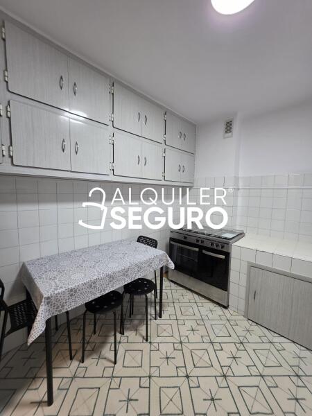 Piso en Calle Doctor Fleming, SANTURTZI VIZCAYA-BIZKAIA