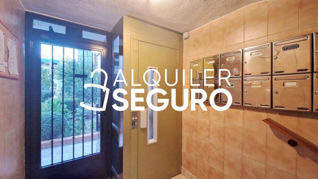 Piso en Calle Pedrezuela, MADRID MADRID