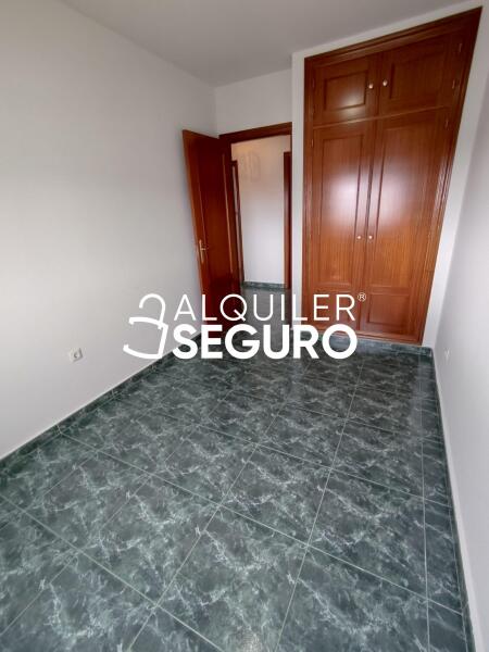 Piso en Calle Carlos Jimenez Diaz, LA CABRERA MADRID