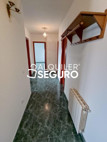 Piso en Calle Carlos Jimenez Diaz, LA CABRERA MADRID