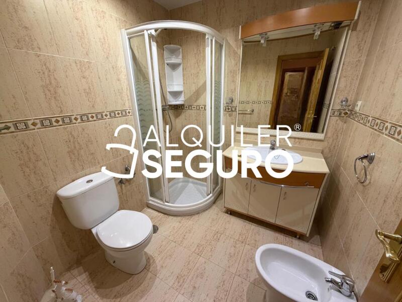 Inmueble en Calle felix serrano del real, MADRID