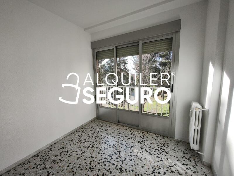 Piso en Calle de Oviedo, CASETAS ZARAGOZA