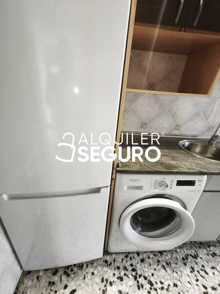 Piso en Calle de Oviedo, CASETAS ZARAGOZA