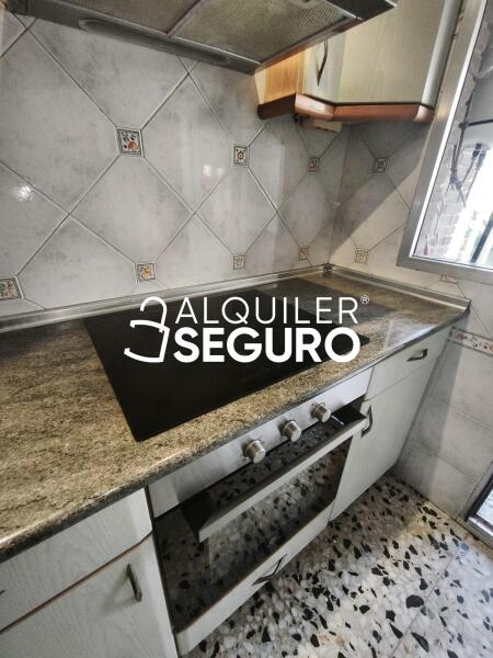 Piso en Calle de Oviedo, CASETAS ZARAGOZA