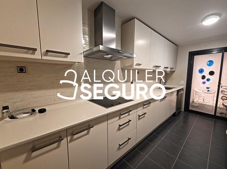 Inmueble en Calle Embalse de Navacerrada, MADRID