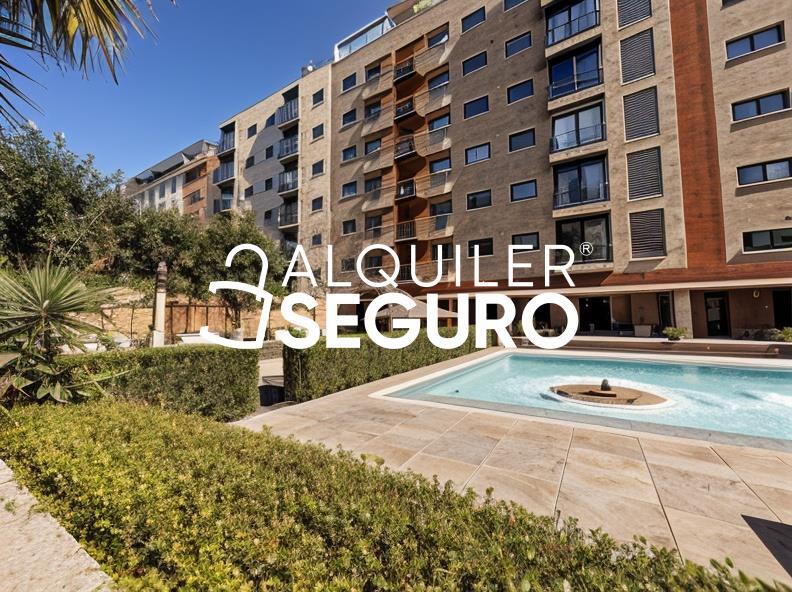 Inmueble en Calle Embalse de Navacerrada, MADRID