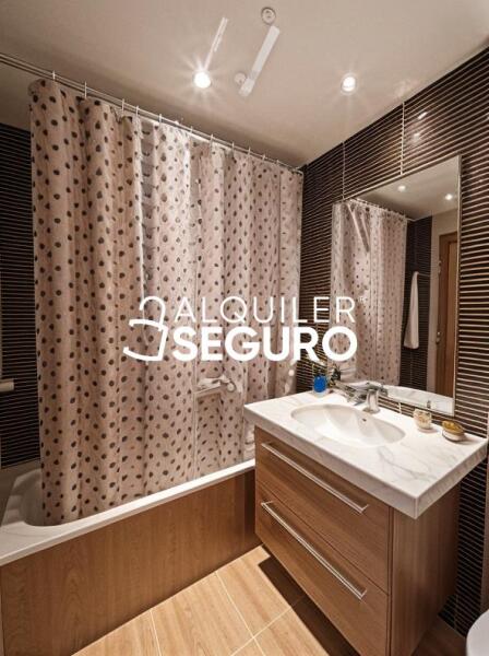 Inmueble en Calle Embalse de Navacerrada, MADRID