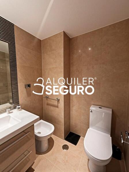 Inmueble en Calle Embalse de Navacerrada, MADRID