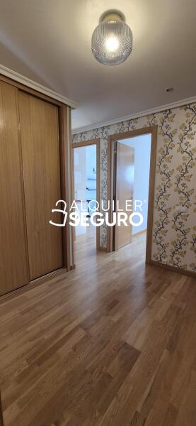 Piso en Calle Leopoldo Fernadez Nespral, LANGREO ASTURIAS