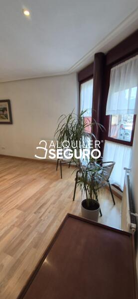 Piso en Calle Leopoldo Fernadez Nespral, LANGREO ASTURIAS