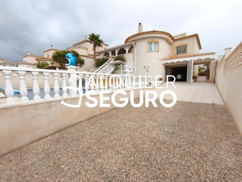 Piso en Calle Rio Miño, CASTALLA ALICANTE