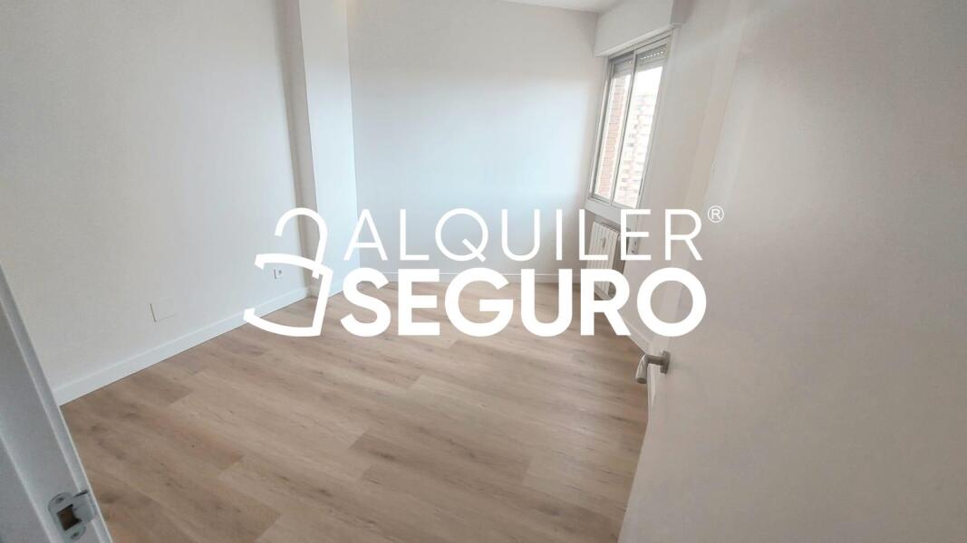 Piso en Calle Torrelaguna, MADRID MADRID