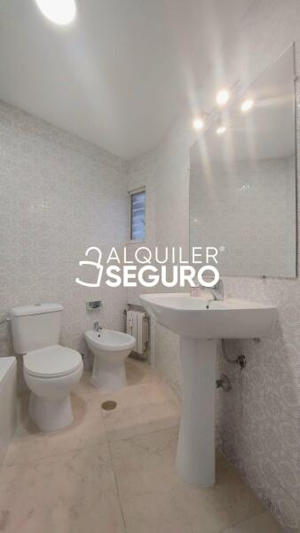 Piso en Calle Torrelaguna, MADRID MADRID