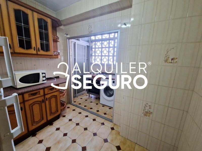 Piso en Avenida del Dos de Mayo, MÓSTOLES MADRID