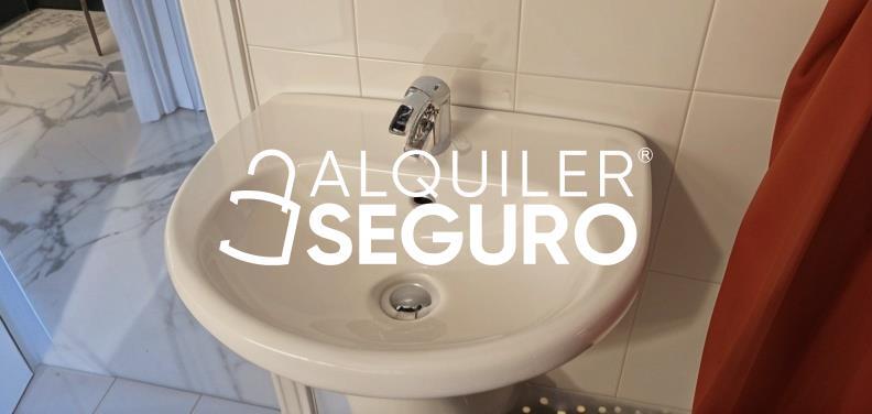 Piso en Calle administrador gutierrez anaya, SEVILLA SEVILLA