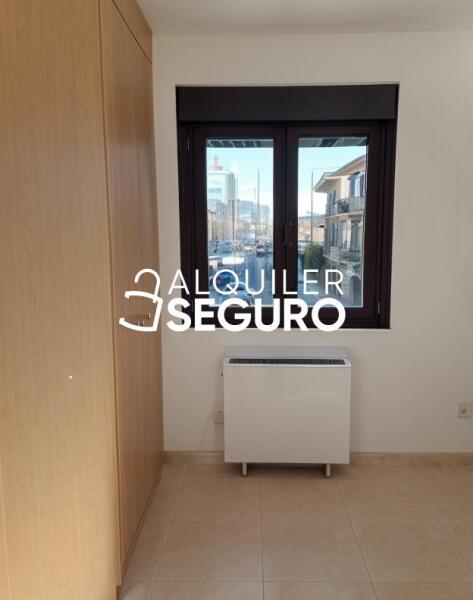 Piso en Calle La Fuente, PEDREZUELA MADRID