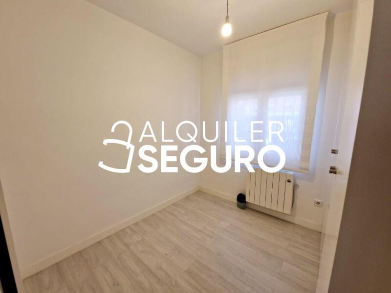 Inmueble en Calle Carballino, MADRID