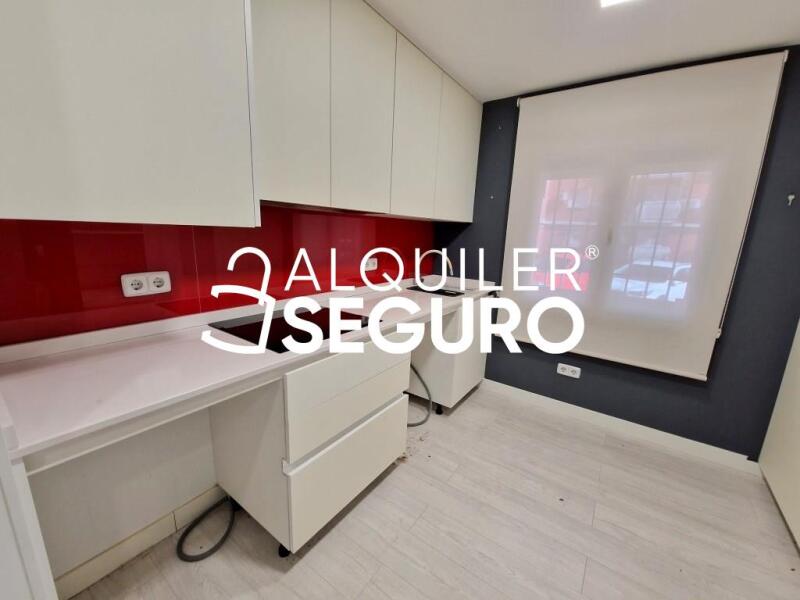 Inmueble en Calle Carballino, MADRID