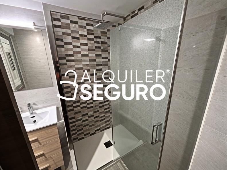 Inmueble en Calle Pico Manpodre, MADRID