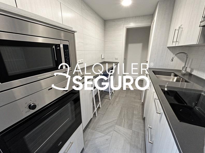 Inmueble en Calle Pico Manpodre, MADRID