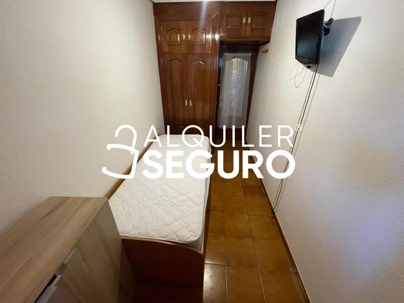 Inmueble en Plaza Andres Caballero, MADRID