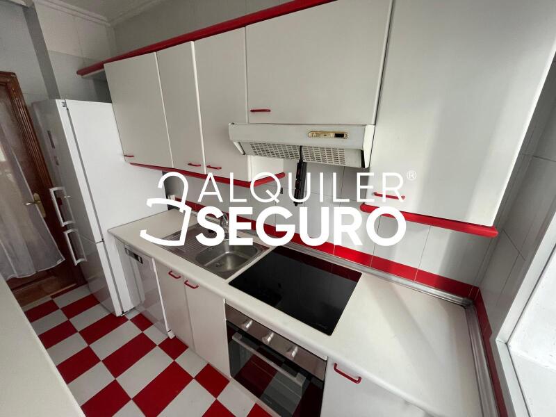 Inmueble en Plaza Andres Caballero, MADRID