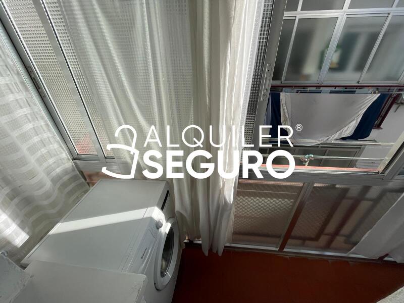 Inmueble en Plaza Andres Caballero, MADRID