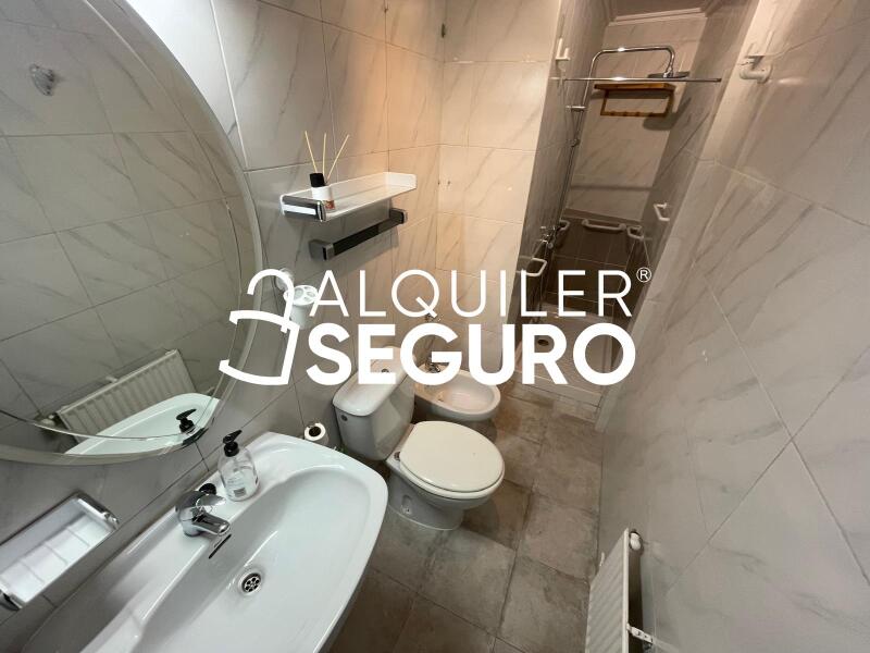 Inmueble en Plaza Andres Caballero, MADRID