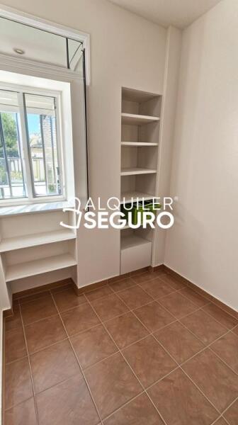 Piso en Calle Alfonso de Orléans y Borbón, SEVILLA SEVILLA