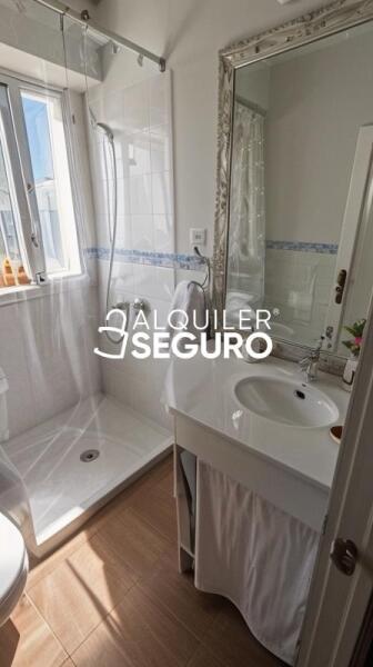 Piso en Calle Alfonso de Orléans y Borbón, SEVILLA SEVILLA