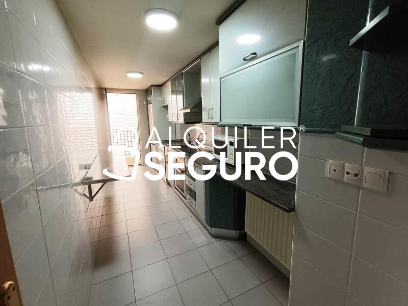 Inmueble en Avenida de los Planetas, MADRID