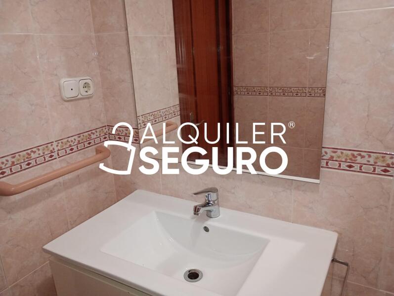 Piso en Calle Alcalde Joaquin Alonso, MÁLAGA MÁLAGA