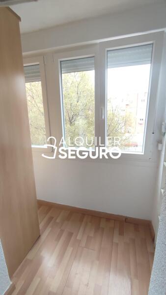 Inmueble en Plaza de Corcubión, MADRID