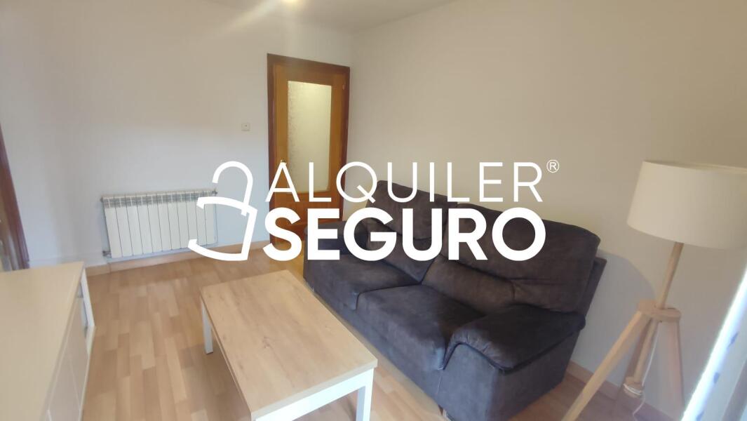 Inmueble en Plaza de Corcubión, MADRID